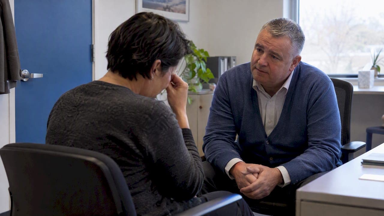 Workplace Grief Support: 5 Manager Steps HR Can Use Now