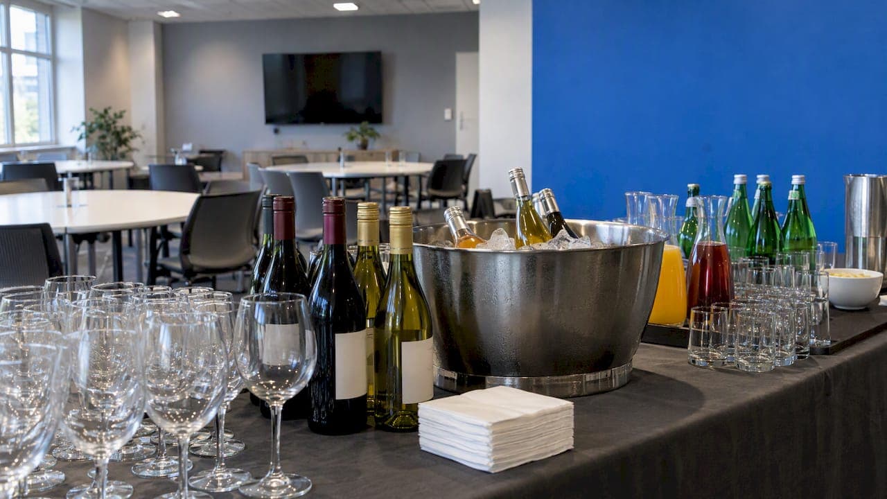 Alcohol at Work Culture: How Employers Can Change It